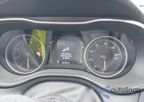 2019 Jeep Cherokee Latitude Plus 4X4 from USA, damaged, VIN 1C4PJMLB2KD355280